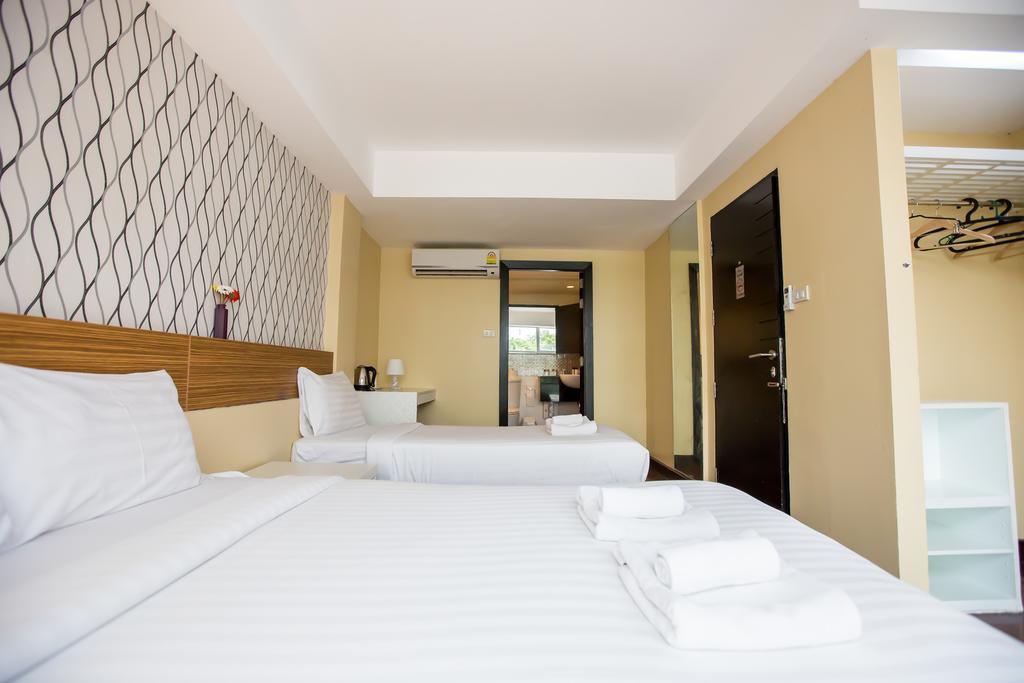Snooze Hotel Thonglor Bangkok Exterior photo